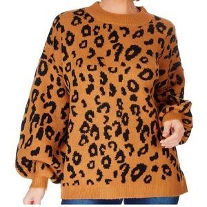 gorgeous HYFVE oversized leopard sweater🤎🖤